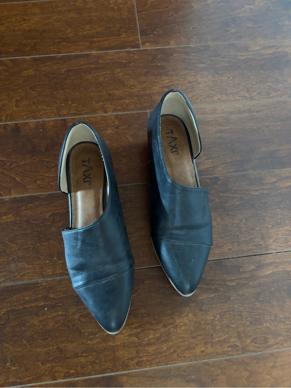Black Pointed Slip-On Women's Flats